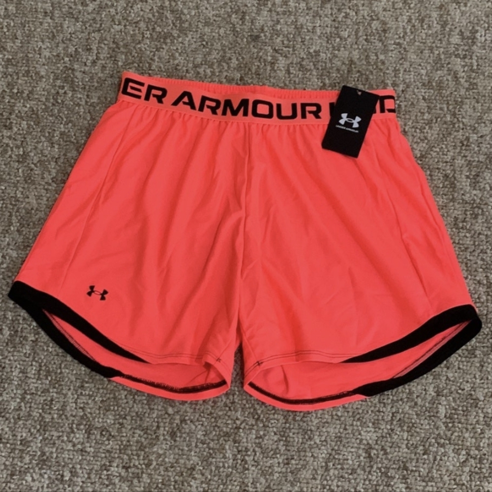 Under Armor play up 5in Shorts